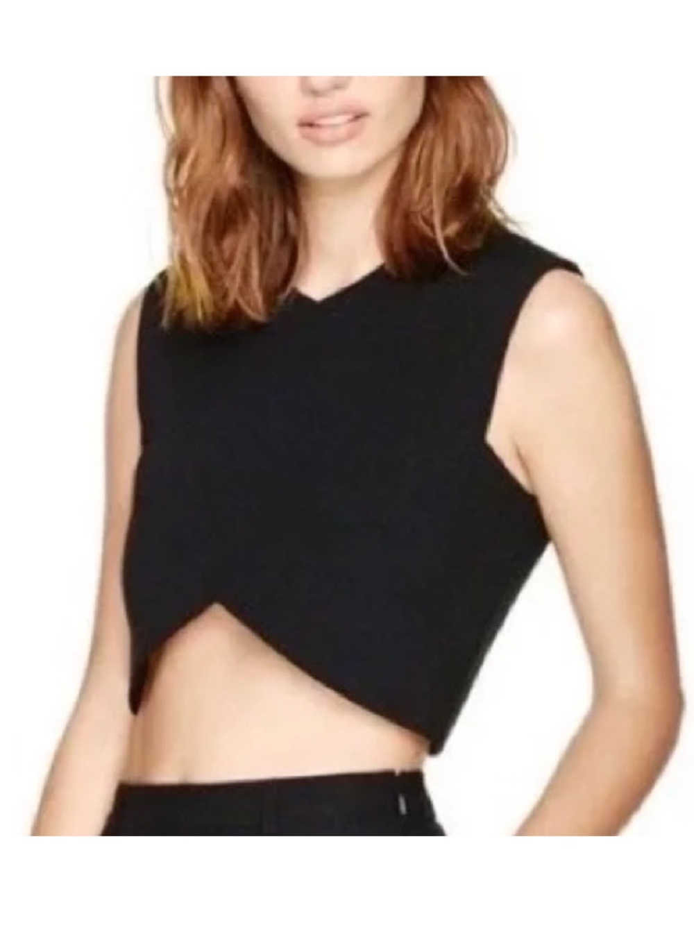 Talula Aritzia V-Hem Crop Top in Black - XS